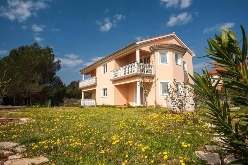 Apartments Doris, Krk Krk Town Buitenkant foto